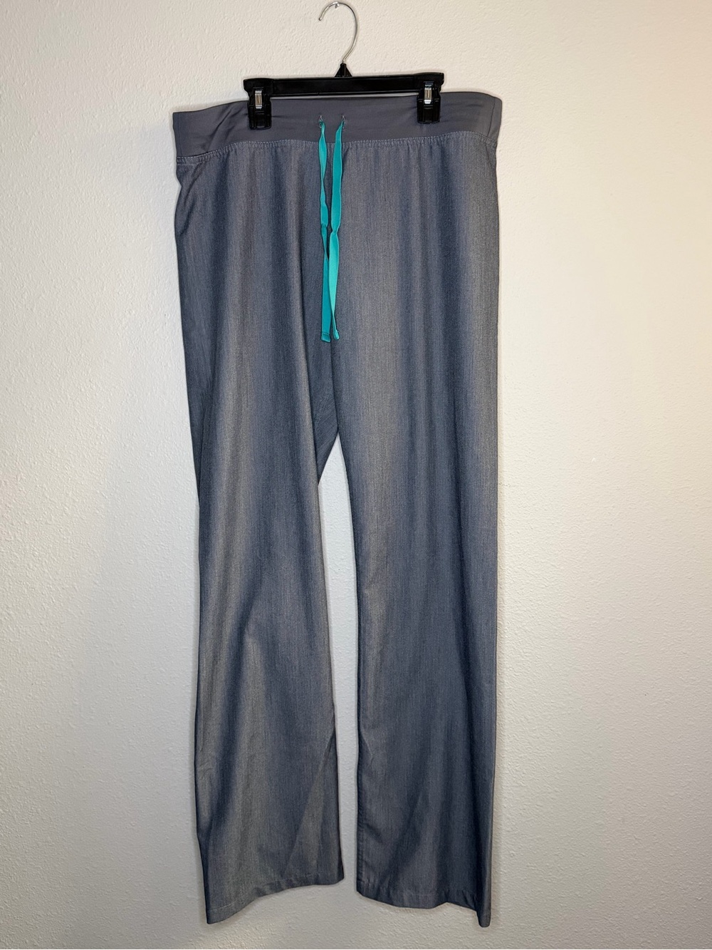 FIGS Technical Collection Gray Scrub Pants Drawstring Waist M/Tall
